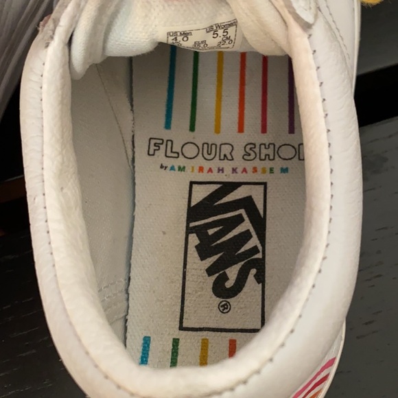 Vans x Flour Shop Old Skool Rainbow Low Top Sneaker Womens Size 5.5 - Picture 7 of 14